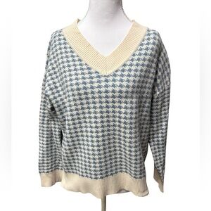 Women’s Boxy Blue and Cream V-Neck Sweater wool blend